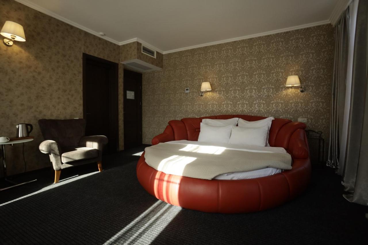 Redline Hotel Tbilisi Exterior foto