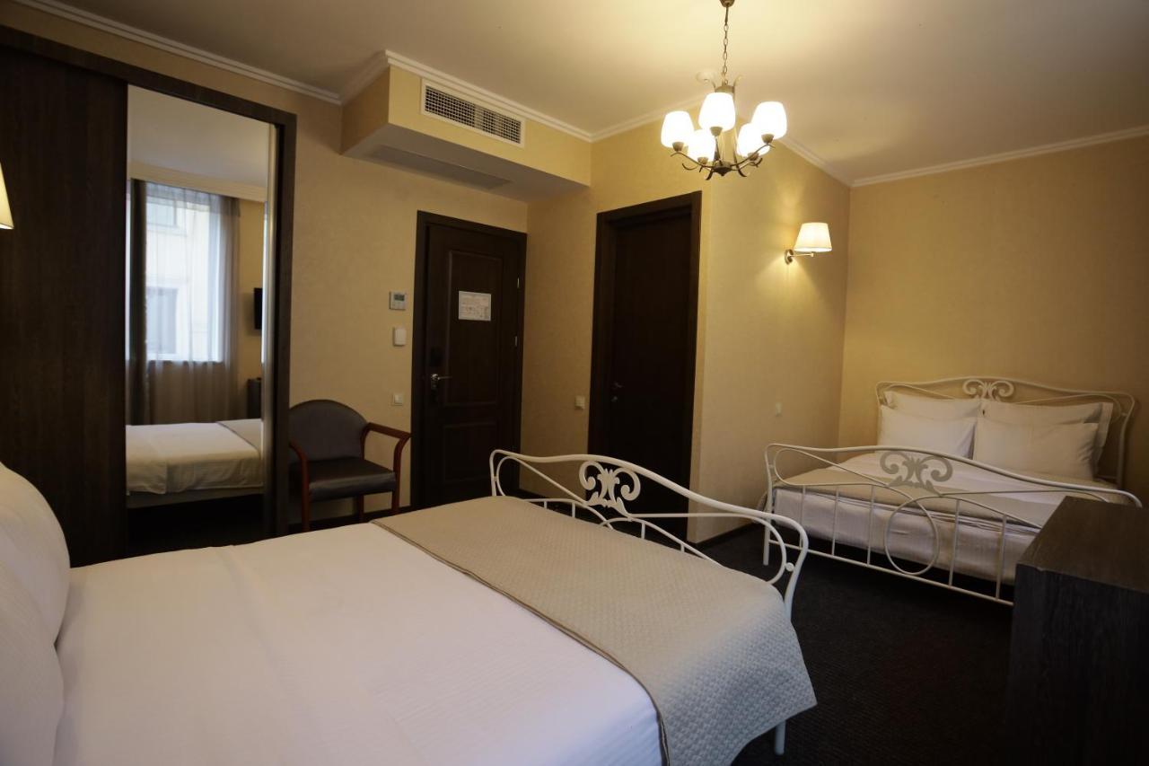 Redline Hotel Tbilisi Exterior foto