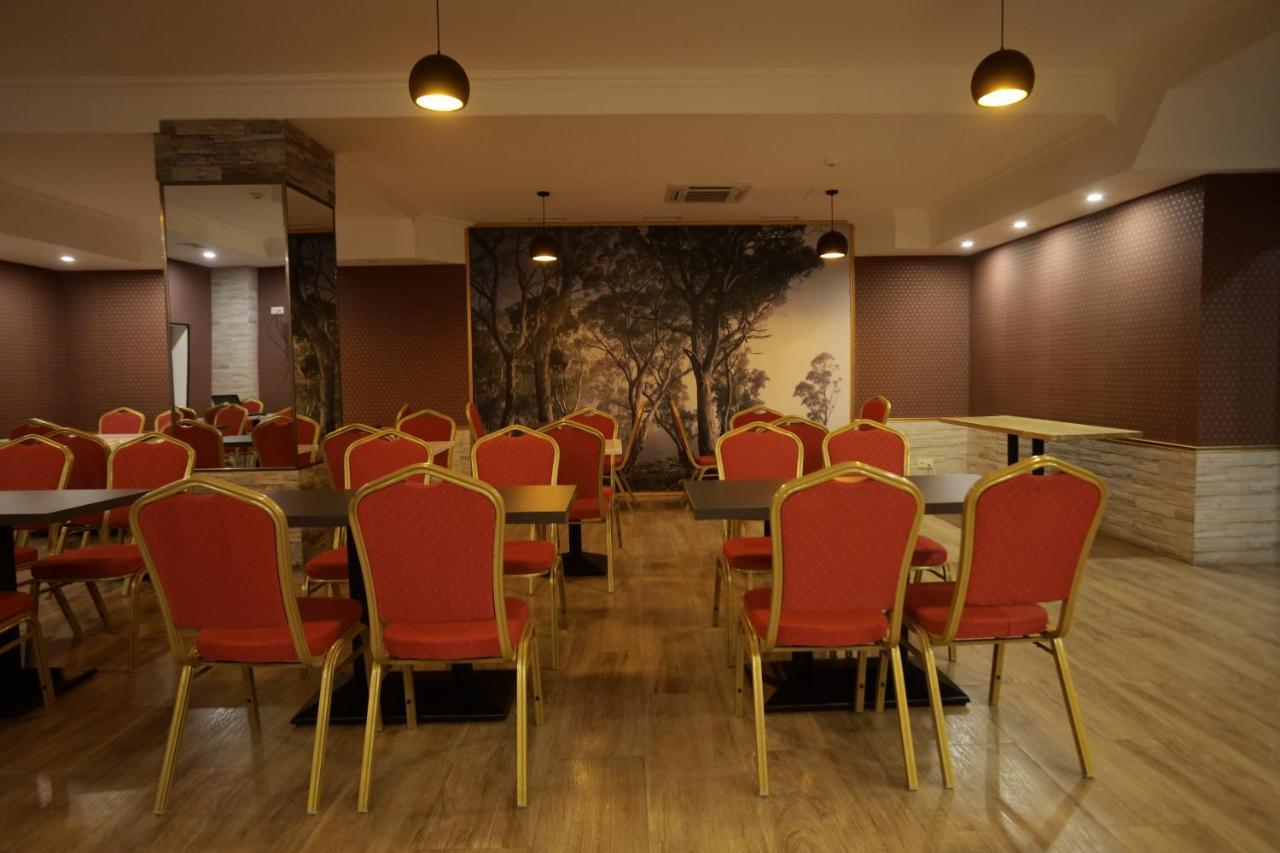 Redline Hotel Tbilisi Exterior foto